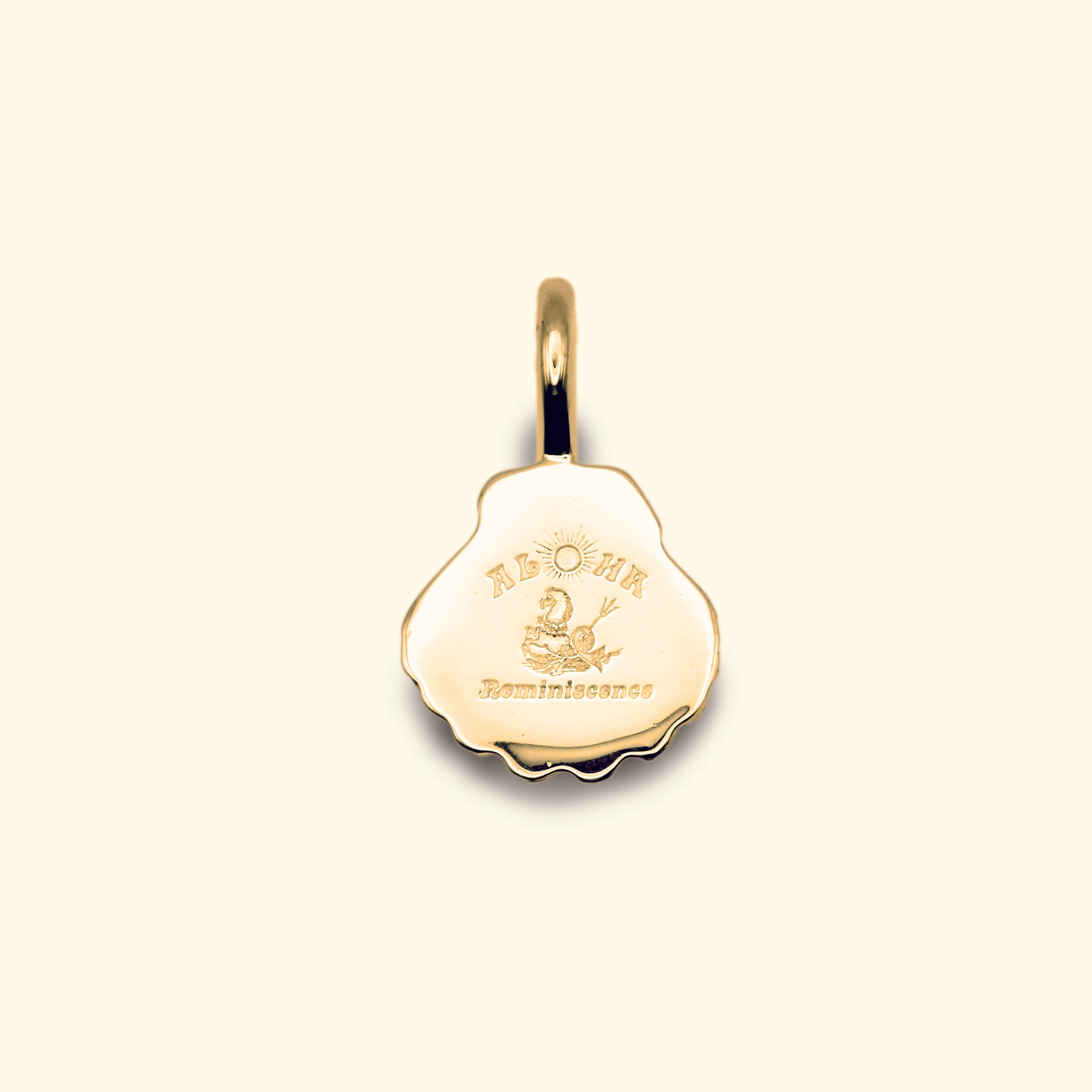 Sunrise Shell Charm [18K Yellow Gold]